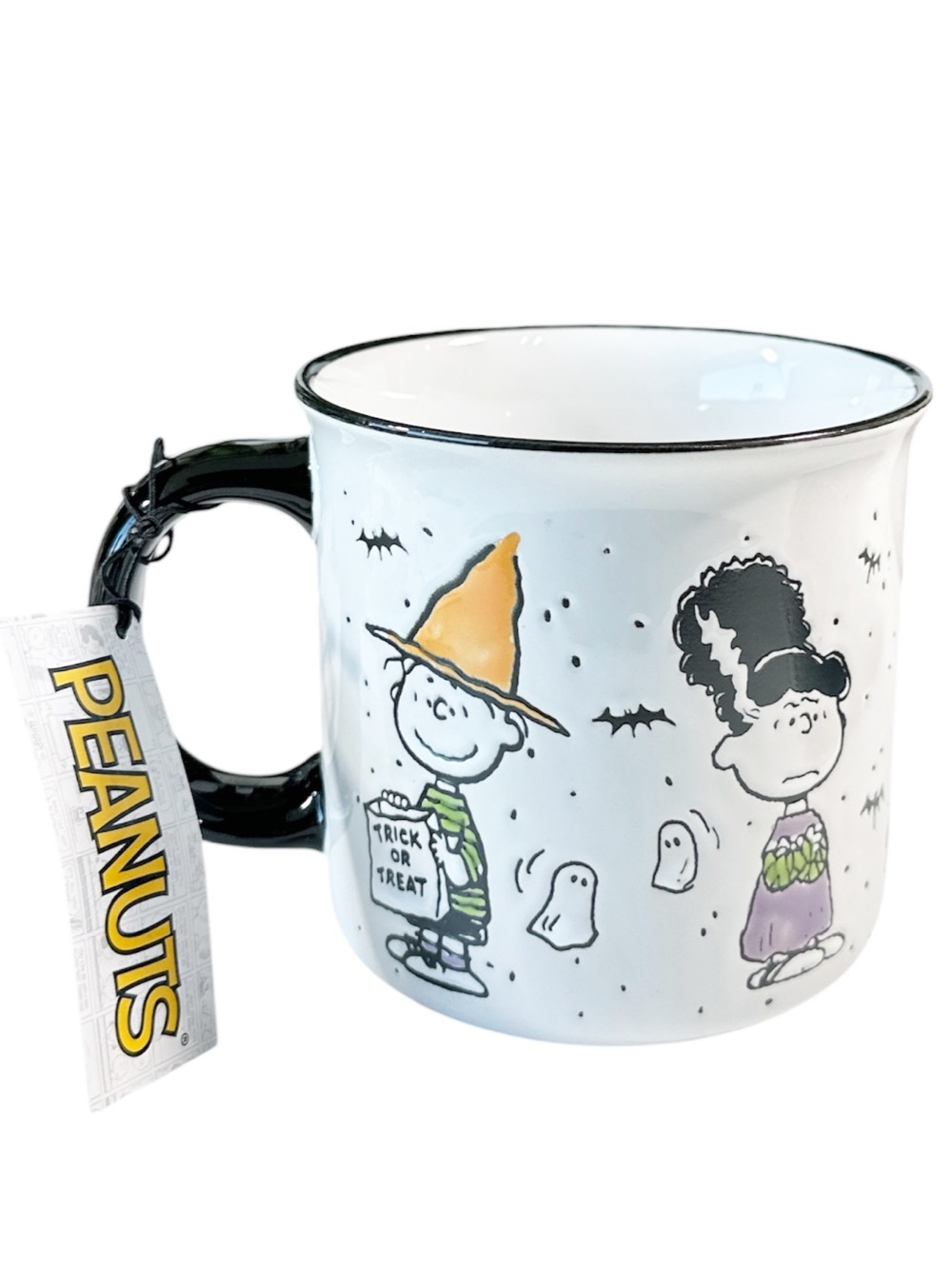 NEW Peanuts HAPPY HALLOWEEN Mug Featuring Snoopy, Charlie Brown,Lucy & Woodstock